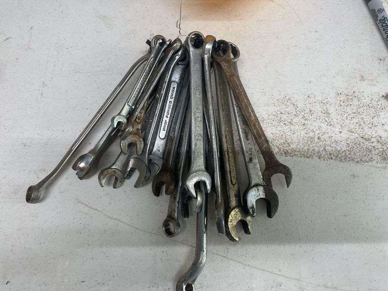 Lot of (20) Wrenches image