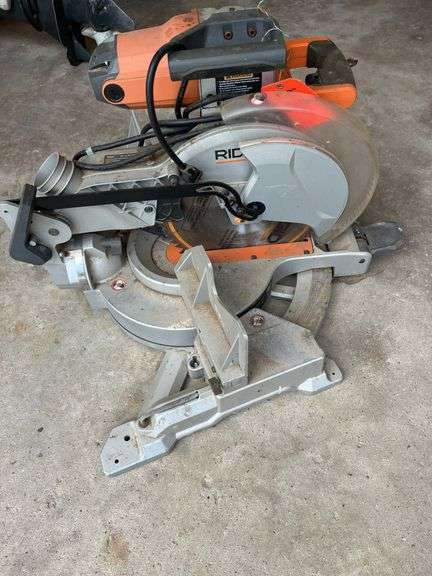 Rigid 12" Miter Saw