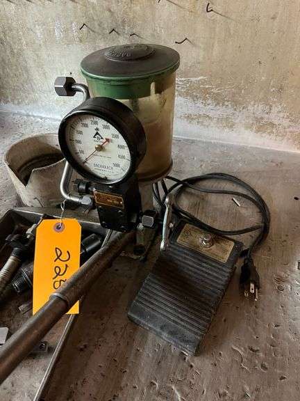 Bacharach Pressure Tester