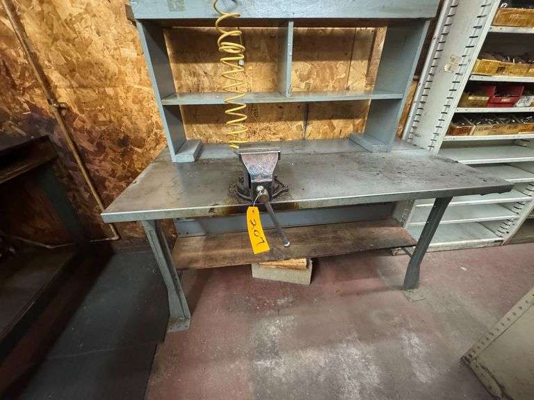 Metal Table with 5" Vice
