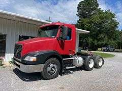 2006 Volvo VNM 17 Tractor Truck