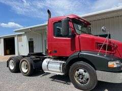 2006 Volvo VNM 17 Tractor Truck