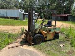 Clark C500 55 Forklift - INOPERABLE