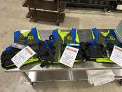(3) Full Throttle Life Jackets