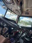 2020 Peterbilt 389 Tractor Truck