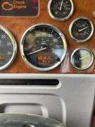 2010 Peterbilt 384 Tractor Truck