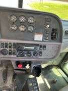 2011 Peterbilt 386 Day Cab Tractor Truck