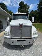 2015 Kenworth T880 Tractor Truck
