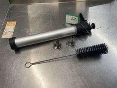 Jerky Gun with (2) Tips & Brush