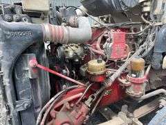 2010 Peterbilt 384 Tractor Truck