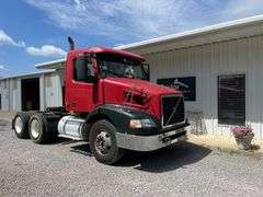 2006 Volvo VNM 17 Tractor Truck