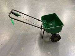 Scott's 2000 Push Fertilizer & Seed Spreader