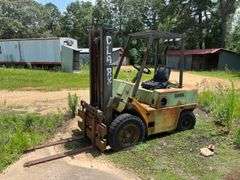 Clark C500 55 Forklift - INOPERABLE