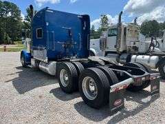2020 Peterbilt 389 Tractor Truck