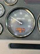 2011 Peterbilt 386 Day Cab Tractor Truck