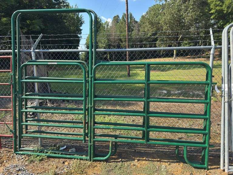10' Panel with 4' Bow Gate image