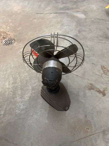 Westinghouse Desk Fan