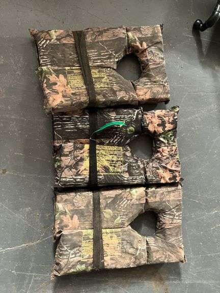 (3) Camo Life Jackets
