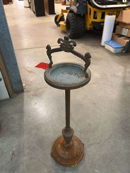 Cast Iron Smokers Stand with Lion Details