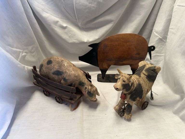 Farm Animal Figurines (3 Pieces) image