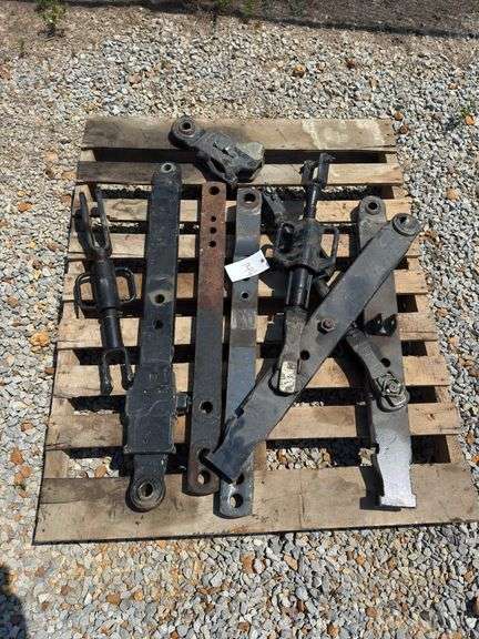 Tractor Lift Arms & Draw Bars image