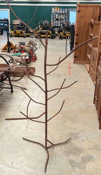 Bottle Tree image