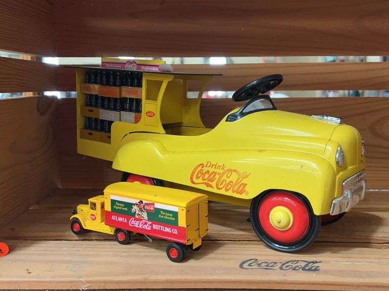 Coca-Cola  Car and Hartoy Truck Set image