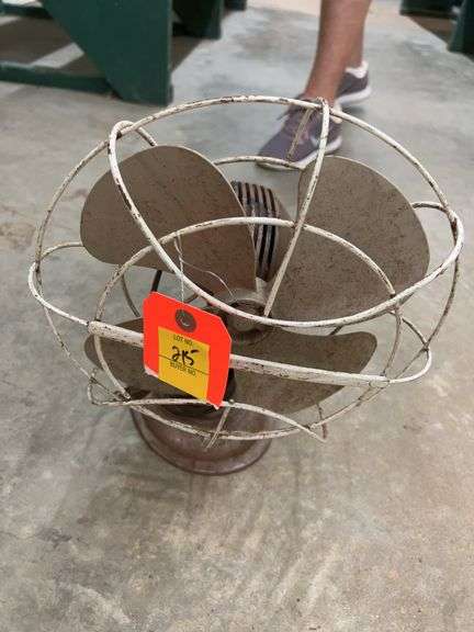 Metal Desk Fan image