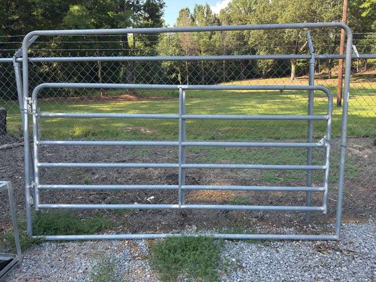 10' Panel with 4' Bow Gate image
