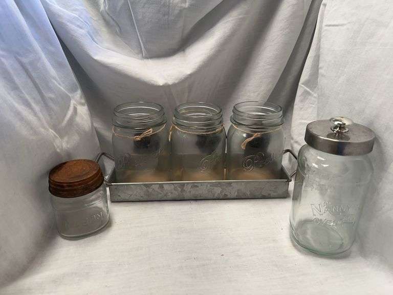 Set of Mason Jars and Decorative Tray image