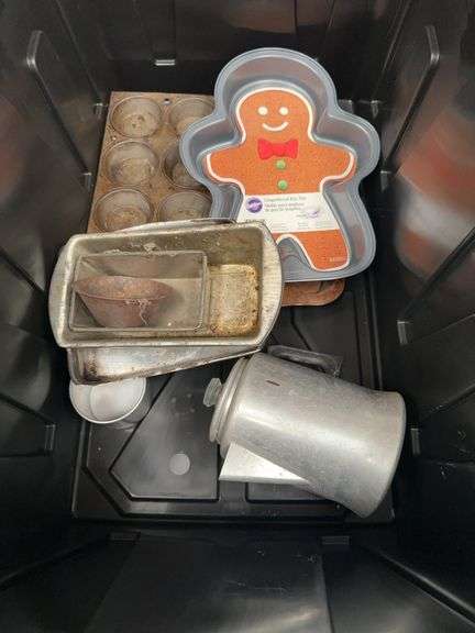 Mixed Lot of Kitchen and Baking Items including Wilton Gingerbread Pan image