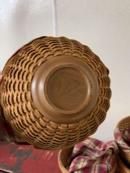 Set of Three Woven Baskets with Plaid Liners
