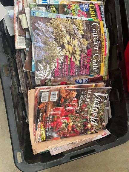 Large Lot of Assorted Magazines - Garden, Decor, and More