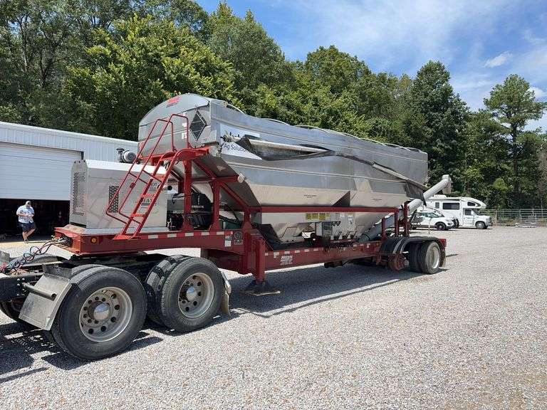 2022 Hays Tender Trailer image