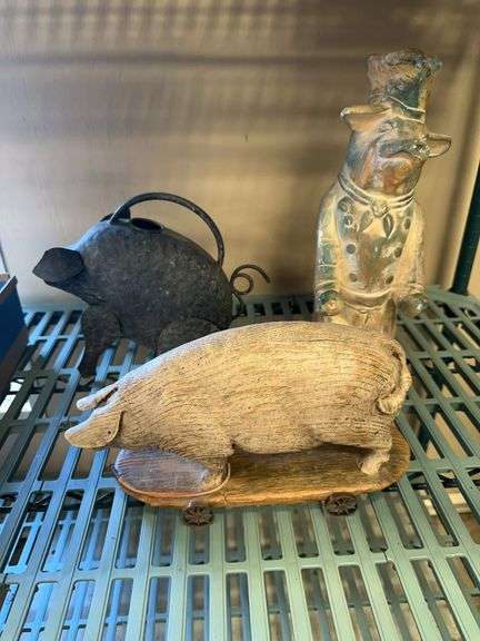 Pig Figurines and Decoratives - Assorted Collection image