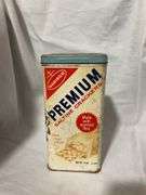 Nabisco Premium Saltine Cracker tin