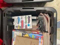 Mixed Lot of Volkswagen Magazines and Repair Manuals