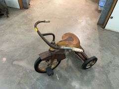 Classic Metal Tricycle