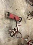 Vintage-Style Red & White Tricycle