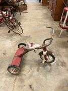 Vintage-Style Red & White Tricycle