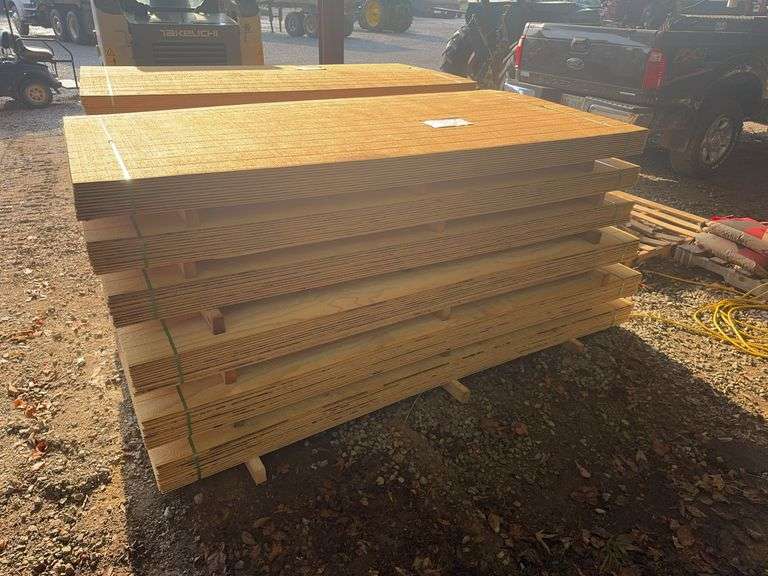 12 Sheets of T1-11 1 1/32" x 4' x 8' Pine Siding image