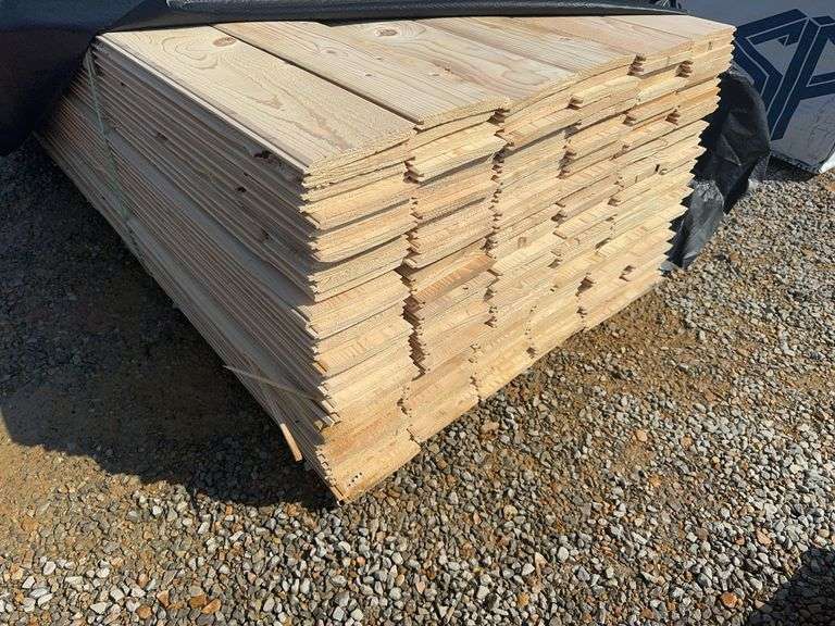216 Pieces of Western Woods German Lap Siding - 1"x8"x10' image