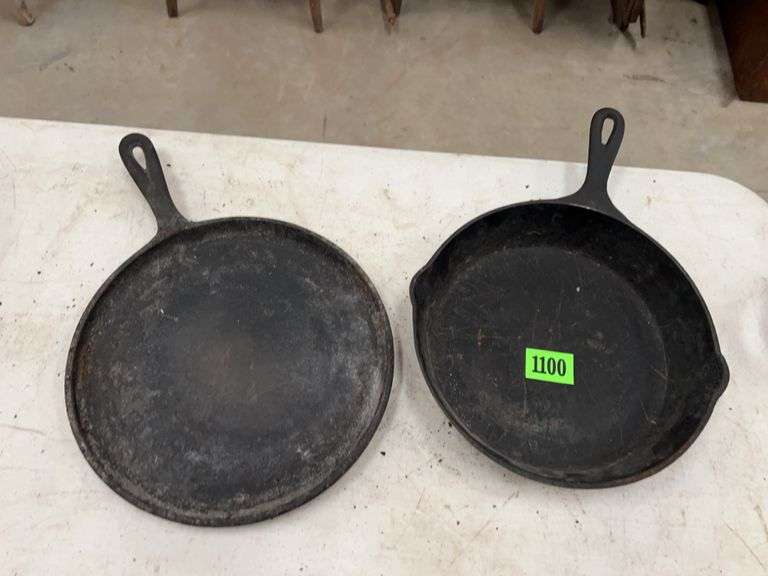 Cast Iron Skillet and Griddle Set image