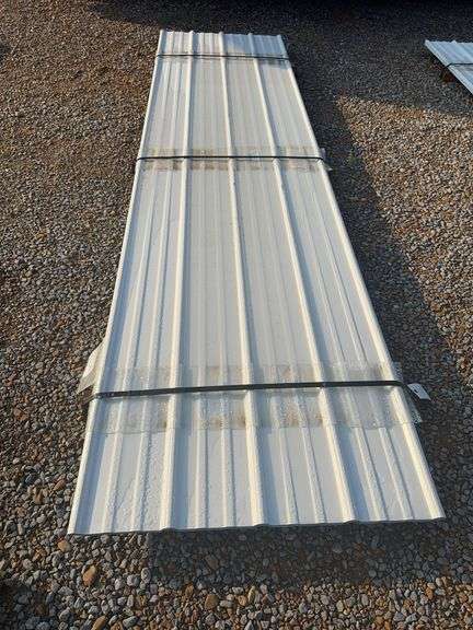 White Metal Pole Barn Siding - 29 Gauge - 25 Pieces image