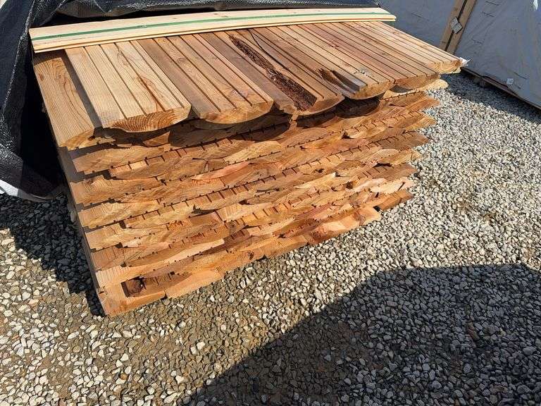 117 Pieces of Western Red Cedar Log Cabin Siding 2"x8"x6' image
