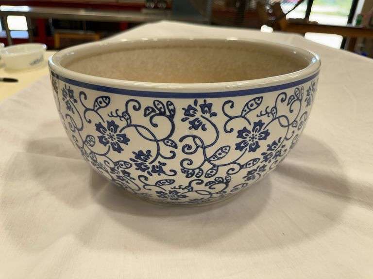 Blue and White Floral Patterned Bowl image