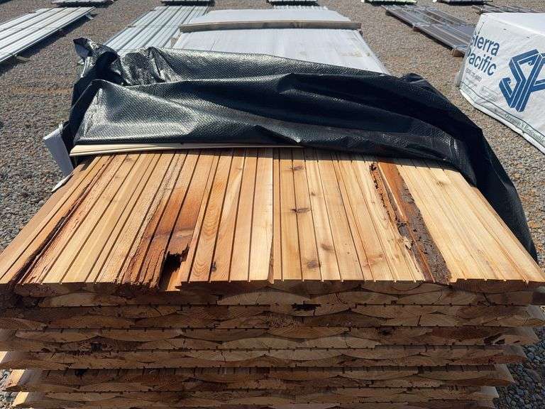 26 Pieces of Western Red Cedar Log Cabin Siding 2"x8"x10' image