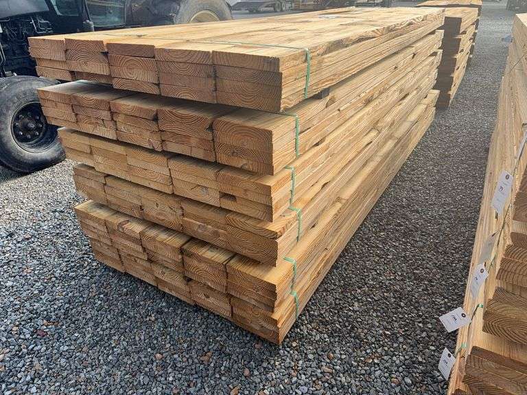 20 Pieces of Southern Yellow Pine Lumber - 2"x10"x12' image