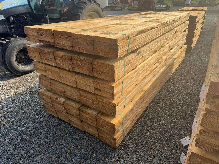 20 Pieces of Southern Yellow Pine Lumber - 2"x10"x12' image
