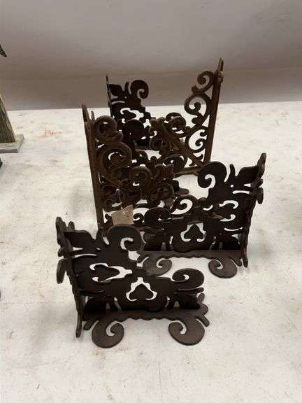 Decorative Shelf Brackets image